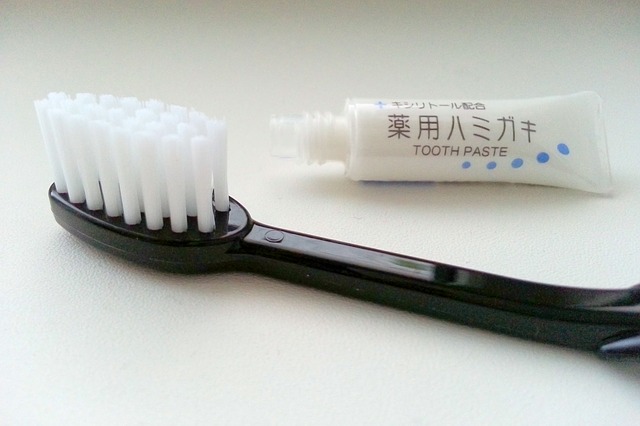 dentifrice boutons